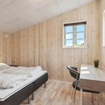 4 Bedroom Beautiful In