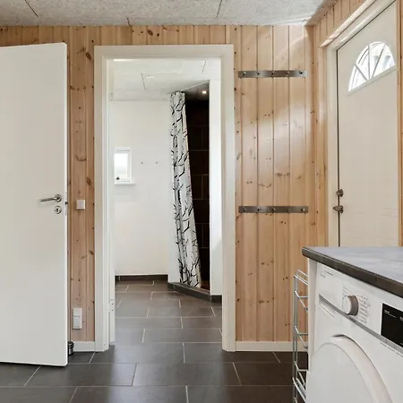 Prázdninový dům 4 Bedroom Beautiful In